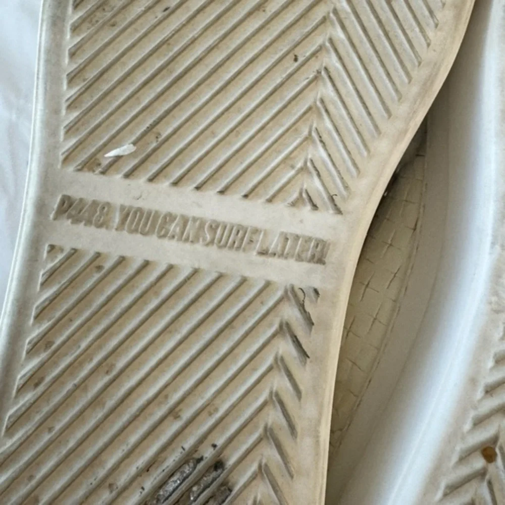 P448 Thea Overload Leather Low Top‎ Platform Sneakers